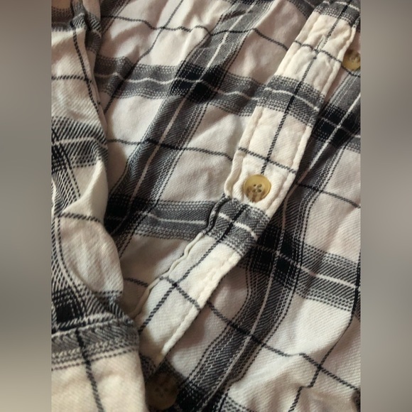 Super soft Abercrombie and Fitch flannel - Picture 2 of 5